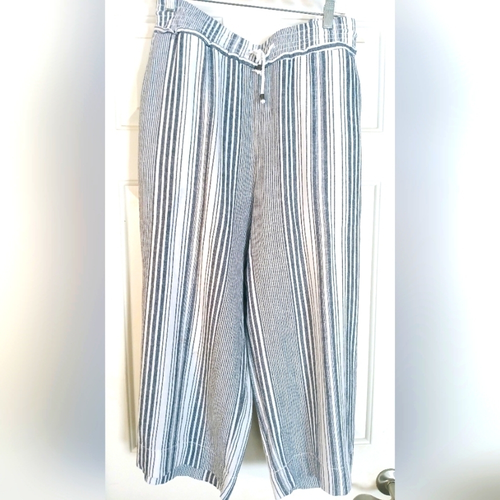 NWOT - Time And Tru High Rise Wide Leg Draw String Striped Capri Pants Size XXXL